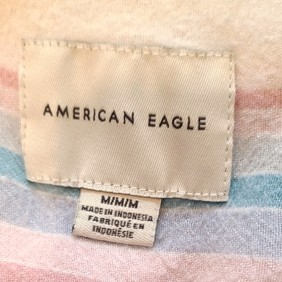 American Eagle Linen Blend Short Sleeve Button Down Size Medium - Picture 5 of 5